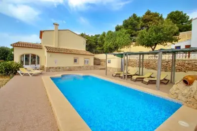 Image de Estrelizia - charmante maison de vacances, avec jardin et piscine privée Calpe