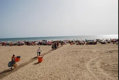 Image de Studio central mètres de la plage par Lightbooking