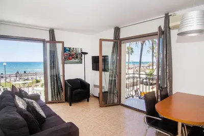 Image de Face Ă la mer et avec des vues spectaculaires de Sitges.
