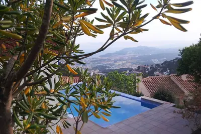 Image de Villa avec Piscine et vue exceptionnelle sur mer, montagne et sur Lloret