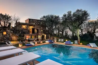 Image de Villa Vesuvio - Luxe, beauté et détente sur la péninsule de Sorrente.
