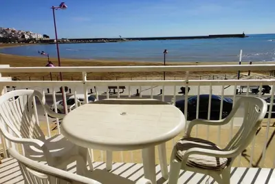 Image de Appartements en bord de mer. Réf. Forner-46