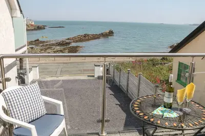 Image de Min Y Traeth, Bull Bay