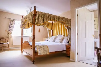 Aile Farmhouse - dort 4 invités dans 2 chambres