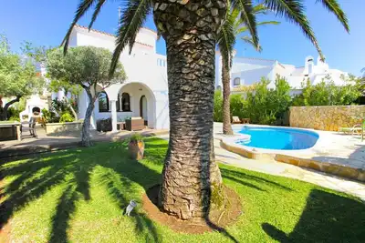 Image de Sula villa con piscina privada cerca del mar