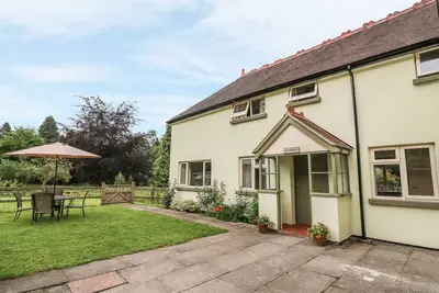 Image de Maison du jardinier, Llanwrthwl