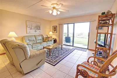 Image de Sea Haven 115 [2/2] ACTIVITÉS Gratuites! & Piscine Wifi Oceanfront