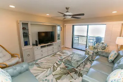 Image de Mer Haven 516 [2/2. 5] ACTIVITÉS Gratuites! & Piscine Wifi Oceanfront