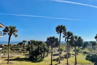 Image de Imprégnez-vous du soleil de Floride et écoutez les vagues dans ce magnifique condo de vacances!