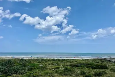 Image de Belle unité de coin avec vue imprenable sur l'océan Atlantique.