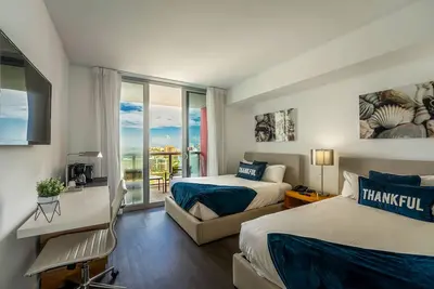 Brand New Luxurious Studio Suite Intracoastal Waterway View