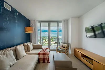 Appartement de deux chambres entièrement équipé à quelques minutes de la plage