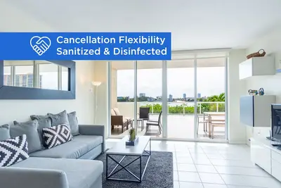 Image de G. Bay Premium | 2 chambres 2 salles de bain, vue imprenable sur Intracoastal!