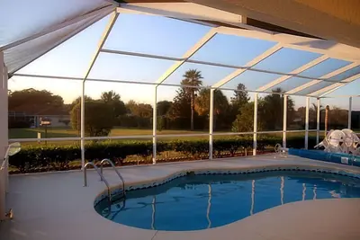 Image de Villa de 4 chambres avec piscine chauffée solaire