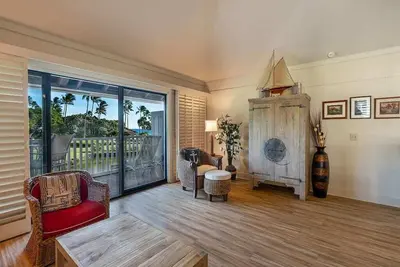 Open 2-Level Rental w/Super View, Kitchen Ease, WiFi, Lanai–Kiahuna Plantation #2209