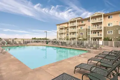 Image de Long Beach, Washington: Suite 1 chambre avec accès direct à la plage, piscines et plus