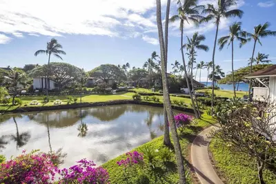 Two-Level Suite w/Ceiling Fans–Kiahuna Plantation