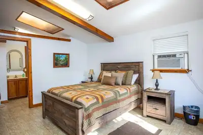 Image de Dubl-C Guesthouse | Maison de charme | Près de la rivière