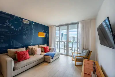 Image de Tout nouveau luxueux une chambre