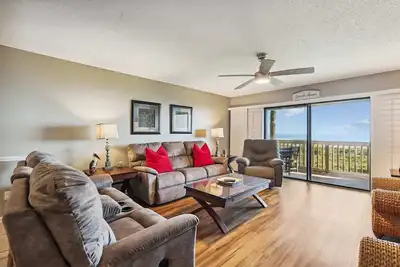 Image de Mer Haven 112 [3/2. 5] ACTIVITÉS Gratuites! & Piscine Wifi Oceanfront
