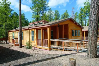 Image de Pinetop 2br Cabin w \/ Fireplace & Full Kitchen in Arizona's White Mtns!