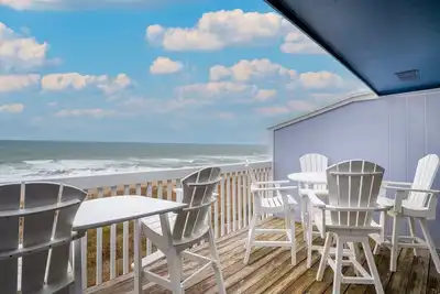 Image de Décoré avec classe et confort Sea Colony 31a; Oceanfront avec ascenseur!