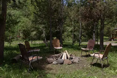 Image de Kabino: Escapade parfaite! 11 couchages. Près de Ynp - Emplacement supérieur! Le confort à son meilleur!