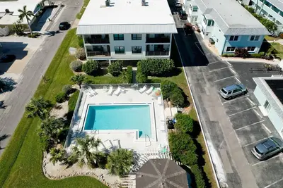 Image de Golfe Montre 210 - Condo 2 chambres / 2 Gulf Bath Bay accès, occupation maximale de 4 personnes.