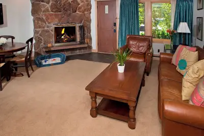 Image de Dog-friendly 2Br au Lodge At Vail - À quelques pas de la télécabine