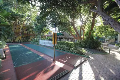 Image de Pompano Beach, Fl: 2 Chambre w / Resort Pool- pas de la plage, Attractions!