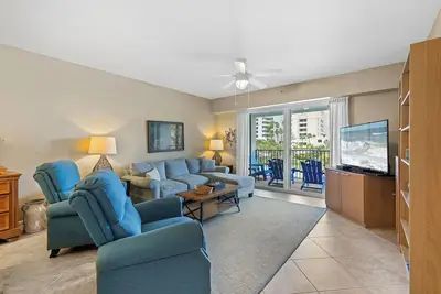Image de Idéalement situé Oceanwalk Luxury - Spacieux et aménagés. Condo est également livré avec une vue magnifique sur l'océan