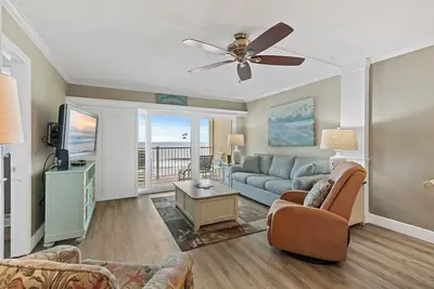 Image de Excellent condo Oceanview conçu pour les familles - Jeux et films inclus