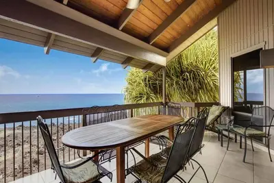 Image de Paradise at Ocean Edge! Chic Kitchen+Bath, Lanai w/Wet Bar, WiFi, Tv, Laundry Kanaloa 3204