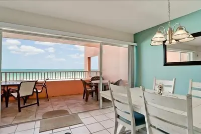 Image de Coquina Beach Club 202 - Condo 2 chambres / 2 salles de bain avec vue sur l'océan, occupation maximale de 6 personnes.