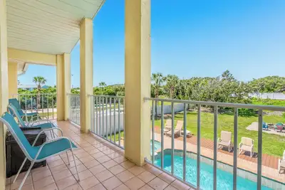 Image de Promotions de saison faciles! \"Sunnyside Up\" - Maison Piscine de luxe - 4br / 3ba