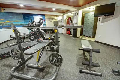 Image de Suite Cosy Off Narragansett Bay avec WiFi gratuit et piscine Resort