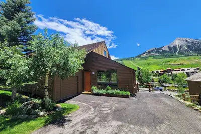 Image de Townhome de luxe dans le mont. Crested Butte, belle vue sur le mont. Cb du pont!