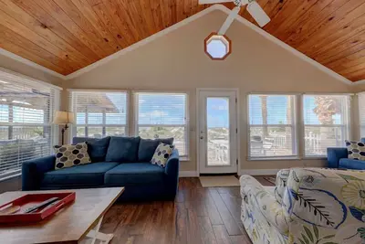 Plaisancier * Ocean Front Cottage * Droit sur le sable * peut accueillir jusqu'à 6 * Piscine chauffée