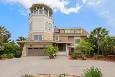 Image de Coastal Living Oceanfront Beach House dans un sanctuaire isolé
