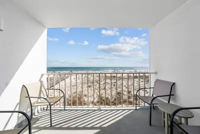 Image de Island Shores 250-Nous pensons que vous pourriez utiliser un voyage à la plage! Faites-nous savoir si nous sommes juste! <br><br>