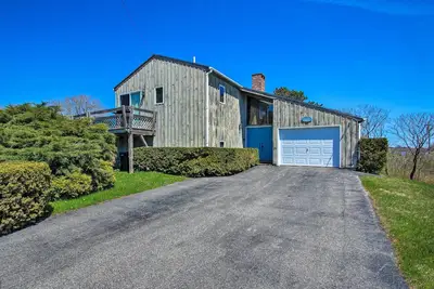 Image de Coastal Biddeford Accueil w \/ terrasse et vue sur l'océan!
