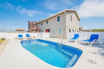 Image de K1301 Première épouse. Un bloc de la plage, terrasse sur le toit avec vue sur l'océan!