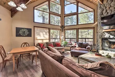 Image de Chalet w / Wraparound Porch - 20 minutes de Flagstaff!