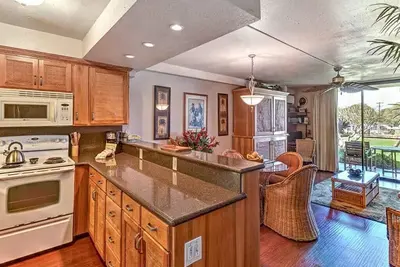 Image de Condo w/Luxe Upgrades –Kamaole Sands 10106