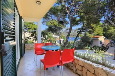 Image de Appartement d'une chambre avec la terrasse et la vue sur le mer Rogoznica (A-3196-a)