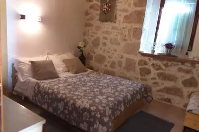 Appartement d'une chambre avec la terrasse Kali, Ugljan (A-8269-a)