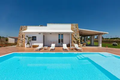 Image de 777 Villa Toffi