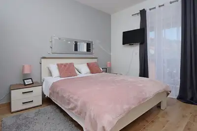 Image de Appartement d'une chambre avec le balcon et la vue sur le mer Pag (A-6412-b)