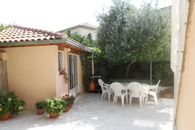 Image de Appartement de deux chambres avec la terrasse et la vue sur le mer Novi Vinodolski (A-5587-a)