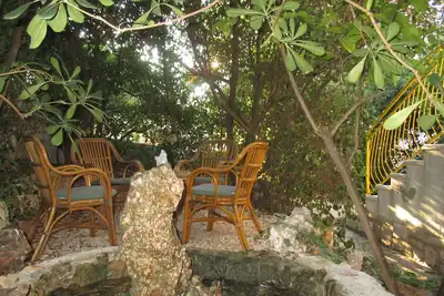 Image de Appartement d'une chambre avec la terrasse et la vue sur le mer Ivan Dolac, Hvar (A-4584-d)